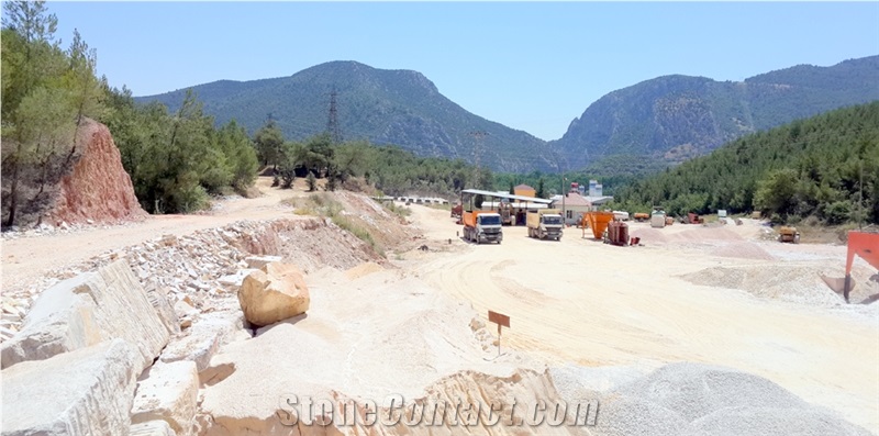 BAYIRKOY QUARTZ (Silica) SAND PIT - Bayirkoy Sandstone