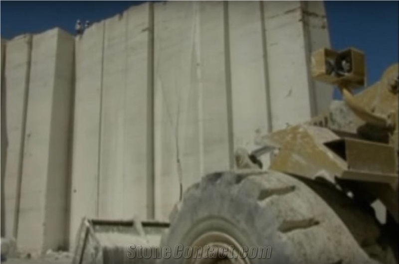 Durango Veracruz Travertine- Durango Travertine Quarry