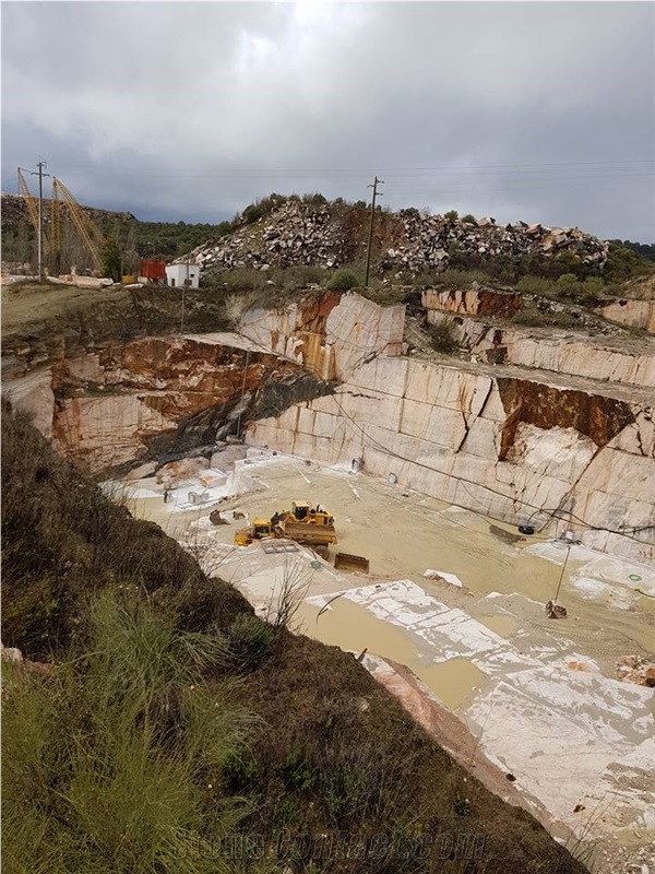 Estremoz Rosa Comercial Marble Quarry