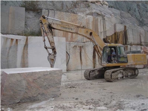 Rosa Lagoa, Creme Lagoa, Creme Pardais Marble Quarry