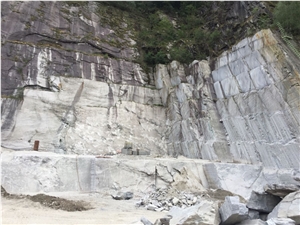 Beola Bianco Gneiss - Beola Bianca Gneiss Quarry