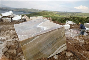 Honey Bubble Onyx, Champagne Onyx Quarry