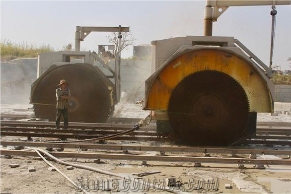 Afo Wavy Granite Quarry