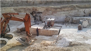 Macedonia Onice Miele - Macedonia Honey Onyx Quarry