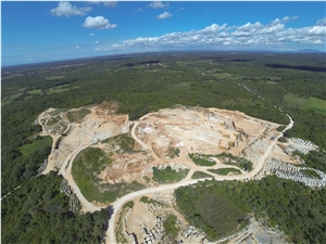 Kirmenjak Dark Limestone Quarry