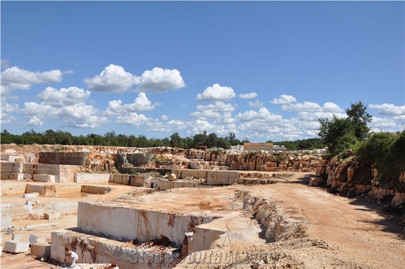 Kirmenjak Dark Limestone Quarry