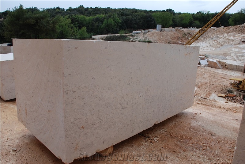 Valtura Unito Quarry