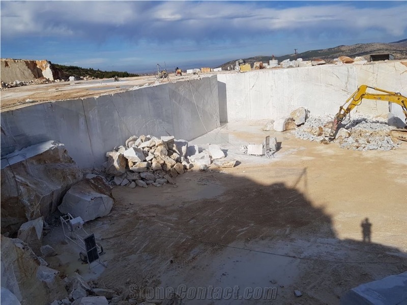 Cal White Marble Quarry