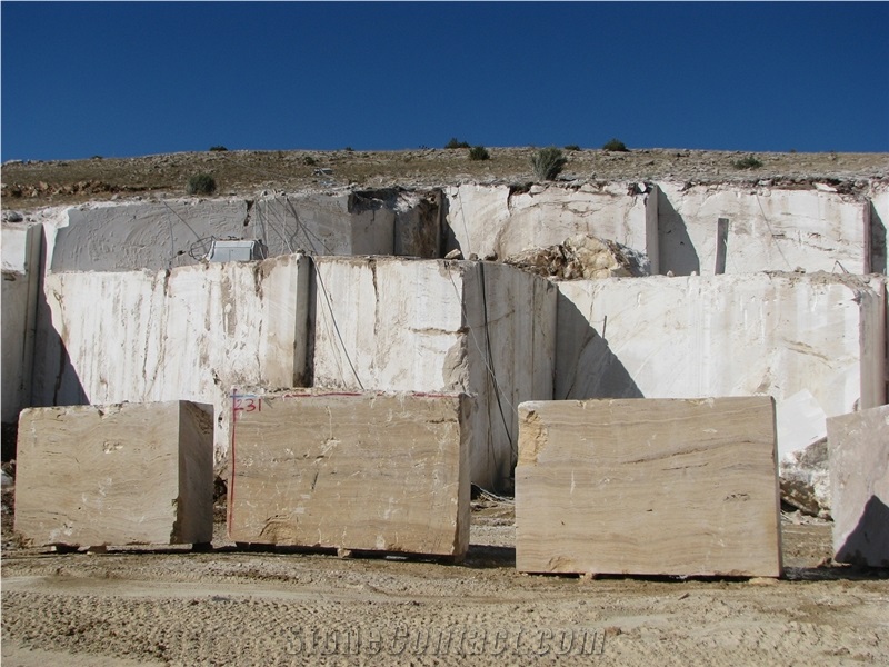 Irish Cream Travertine Quarry