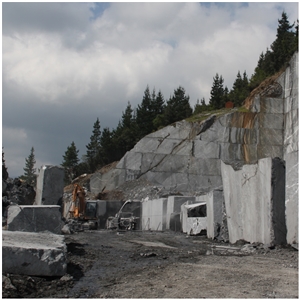 Markina Olaspe-Nero Marquina Marble Quarry