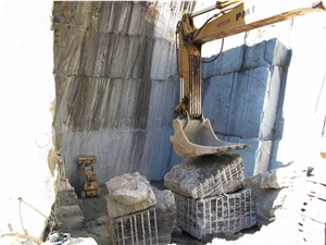 Beola Favalle - Serizzo Ollare Ossolana Gneiss Quarry