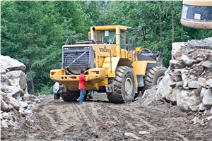 Serizzo Antigorio Gneiss Quarry