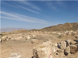 MNT Iran Jade Green Onyx Quarry