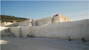 Caliza Alba - Caliza Bianco Quarry