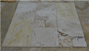 TravCo-Huarat Royal Gold Light Travertine Quarry