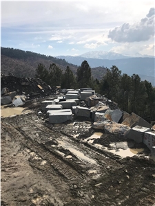 Noble Absolute Black Granite Quarry