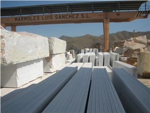 Calacatta Luis Sanchez Quarry