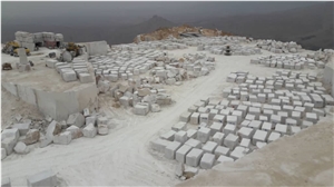 Samina Beige Marble Quarry