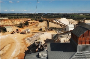 Pietra del Salento, Bianco di Santa Cesarea Quarry