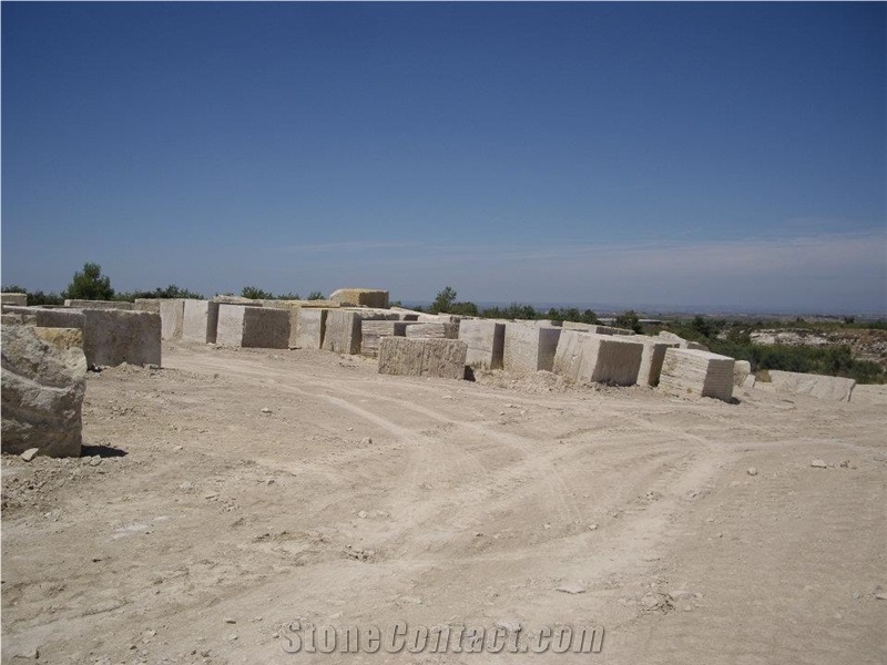 Beige Incomar Sandstone Quarry