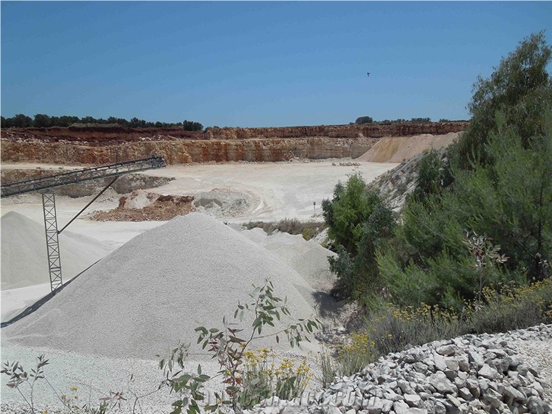 Pietra di Poggiardo Quarry