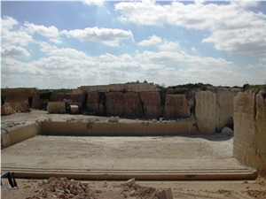 Pietra Grigia- Pietra Carparo Grigio Melpignano Quarry Pietra Grigia- Pietra Carparo Grigio Melpignano Quarry