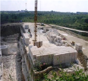 Tufo Leccese Tuff Stone Zollino Quarry