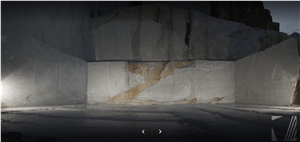 Calacatta Bettogli Marble Quarry