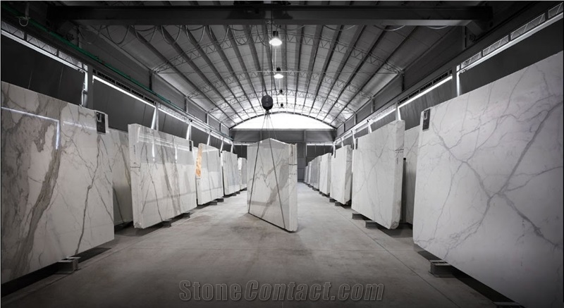 Calacatta Zebrino Marble Quarry