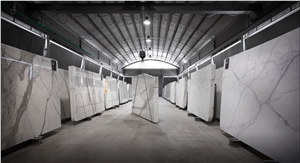 Calacatta Zebrino Marble Quarry