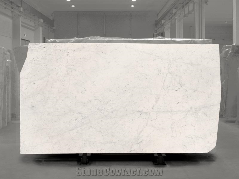 Bianco Carrara C-Bianco Carrara CD Querciola 147 quarry