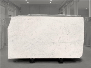 Bianco Carrara C-Bianco Carrara CD Querciola 147 quarry