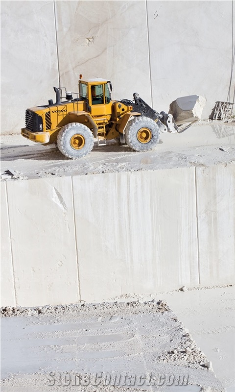 Ambra Limestone Matagallar Quarry