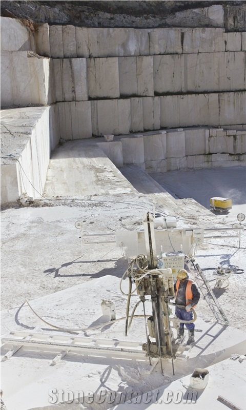 Ambra Limestone Matagallar Quarry