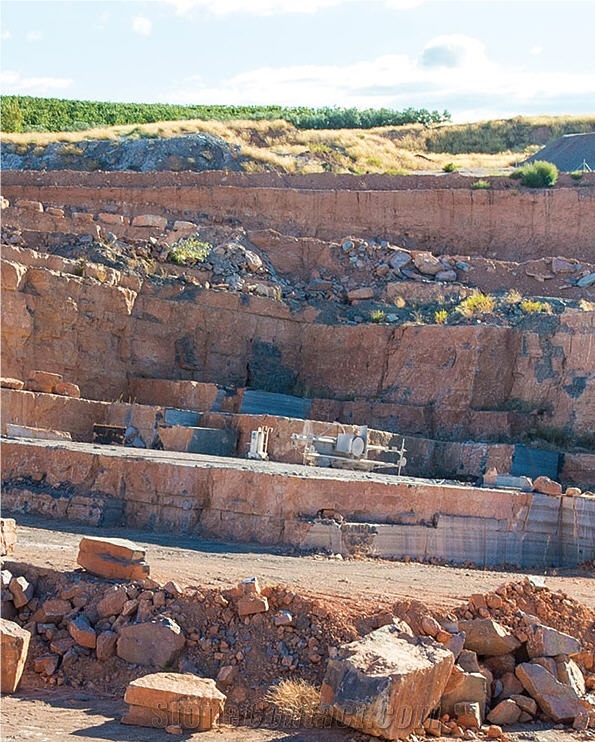 Negro Calatorao Limestone Calatorao (Black Kafe) - Negro Ibiza Quarry