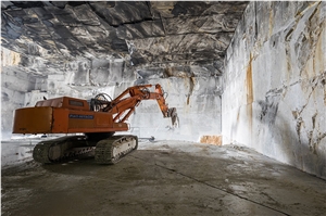 Bardiglio Nuvolato Marble Lorano II Quarry