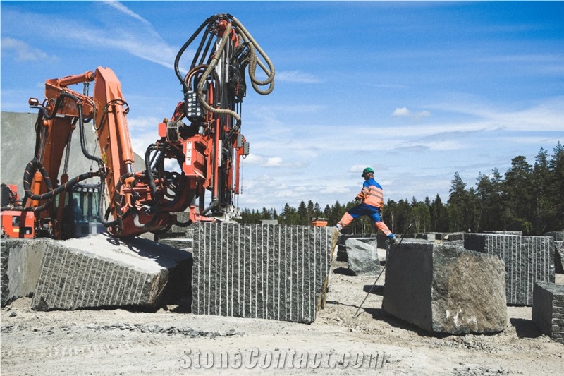 Blue Pearl LG #1 Granite Quarry