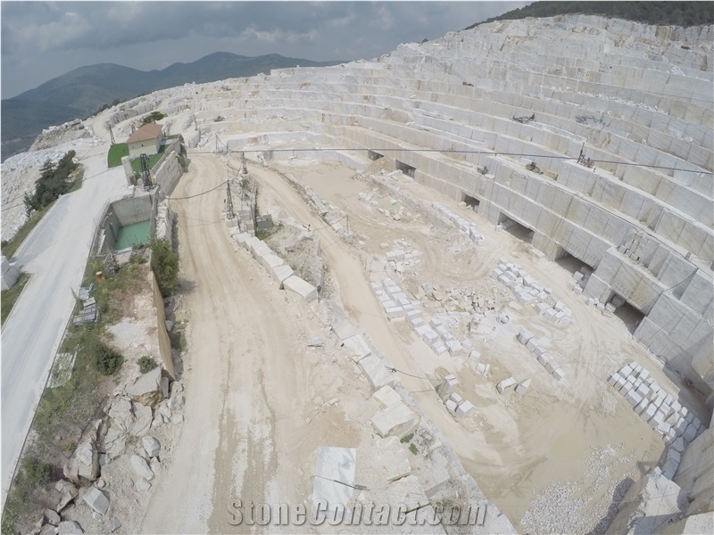 FHL - Volakas Marble Quarry