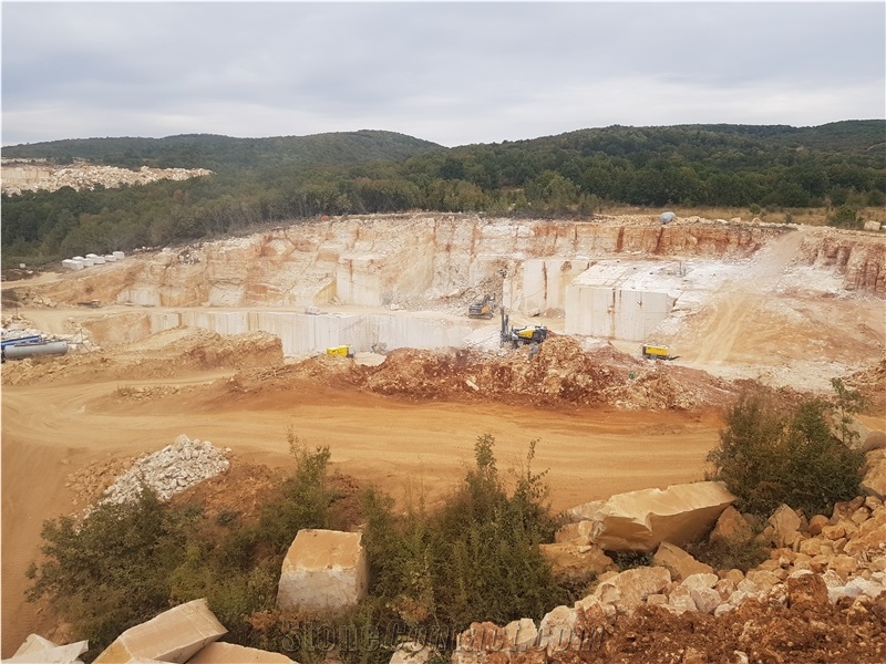 RAVNISHTE Vratza Limestone Quarry