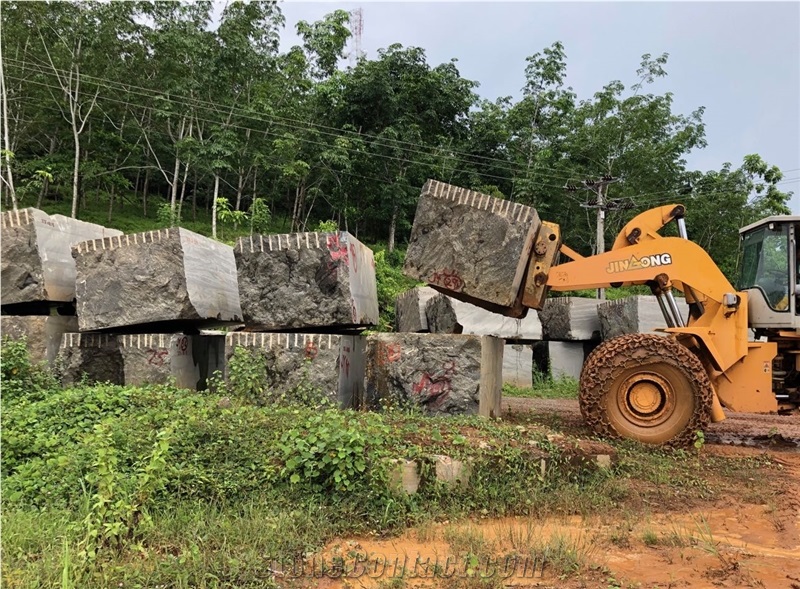 Fantasy/Quicksand Brown Granite/Chocolate Brown Granite Quarry