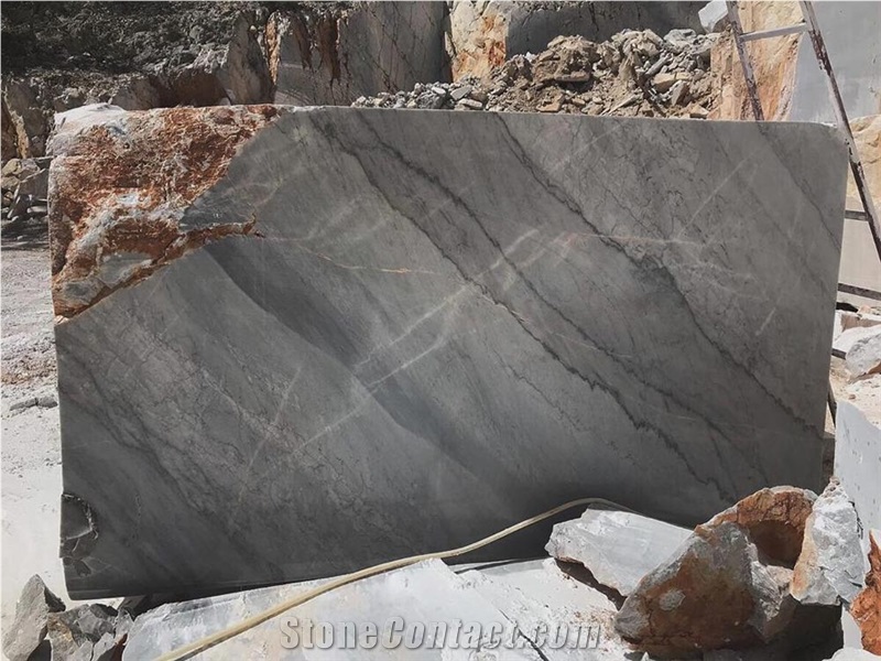 Pieta Venatino Marble Quarry