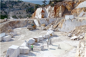 Sapphirus Dark Marble Quarry
