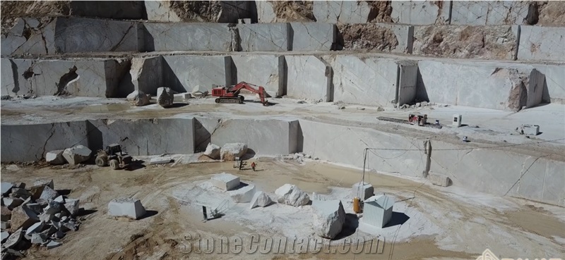 Kazan Beige Marble Quarry