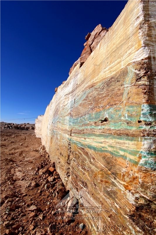 Smeraldo Onyx-Smeralda Onyx Quarry