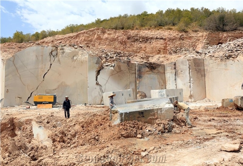 Gris Hamilcar Marble Quarry