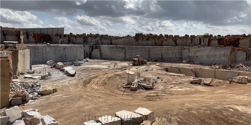 Denizli Black Neruda Marble Quarry