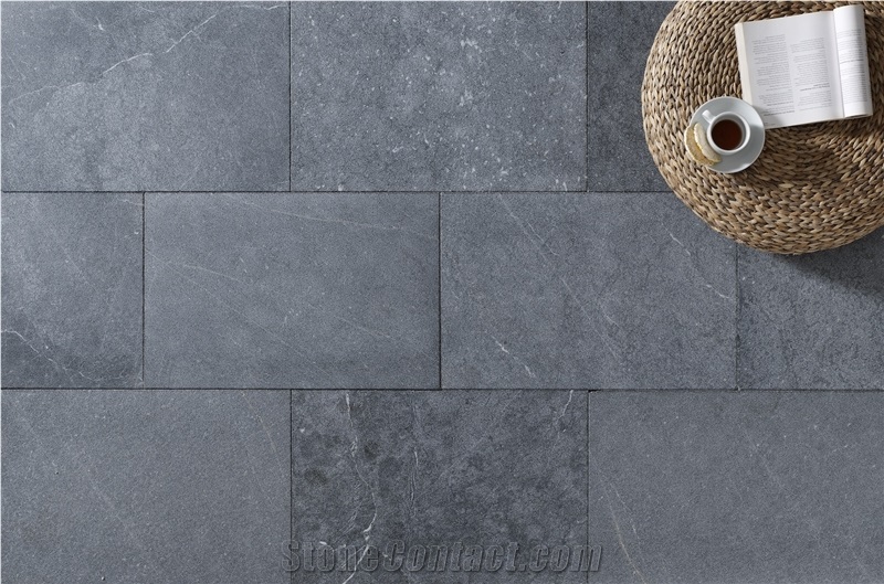 Denizli Black Neruda Marble Quarry