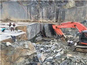 India Jet Black Granite Quarry