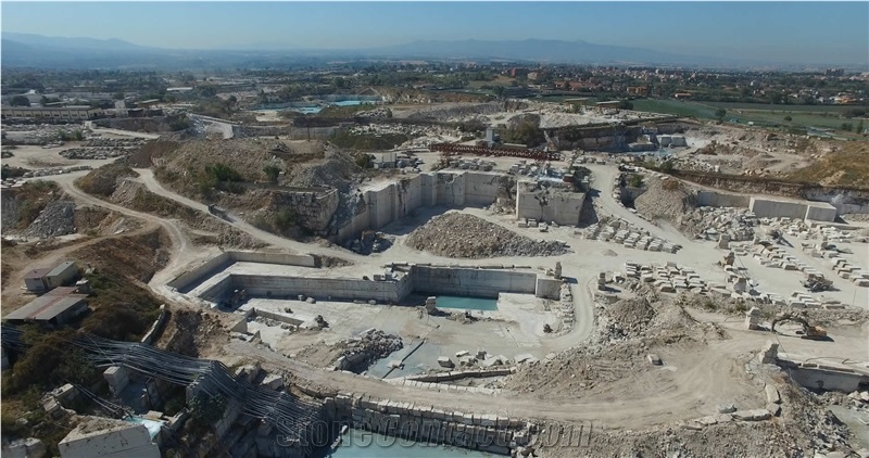 Roman Travertine Silver Marthe-Roman Silver Travertine Quarry