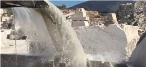 Travertino Alabastrino - Travertino Romano Alabastrino Quarry